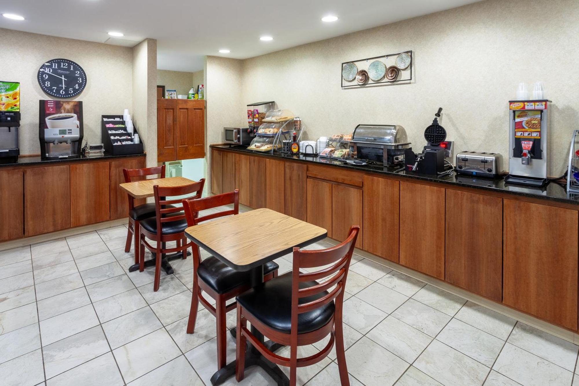 Days Inn By Wyndham Wooster Eksteriør billede