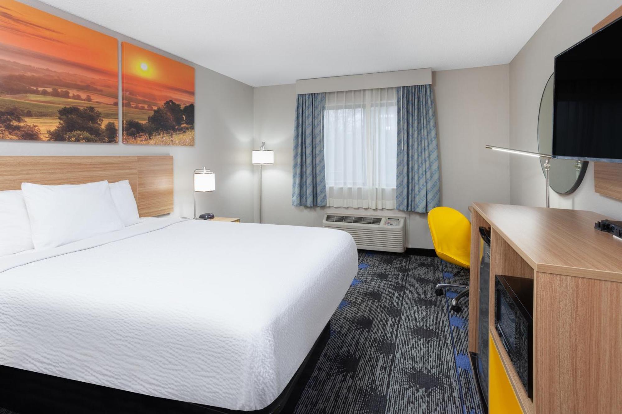 Days Inn By Wyndham Wooster Eksteriør billede